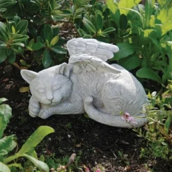 Design Toscano Cat Memorial Angel Pet Statue: Stone - Multicolored