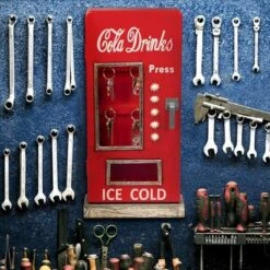 Design Toscano 38 Design Toscano Retro 1950s Cold Drink Soda Pop Machine Key Cabinet