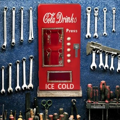 Design Toscano Retro 1950s Cold Drink Soda Pop Machine Key Cabinet 3 Design Toscano Retro 1950s Cold Drink Soda Pop Machine Key Cabinet